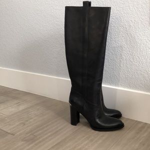 Michael Kors Regina Boot Black Size 6